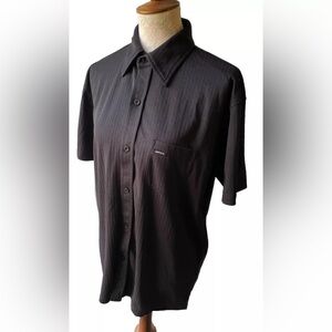Guess men shirt. Button up/down. Short sleeves. Black. Size: medium